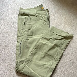 Men's Eddie Bauer Olive Green Pants